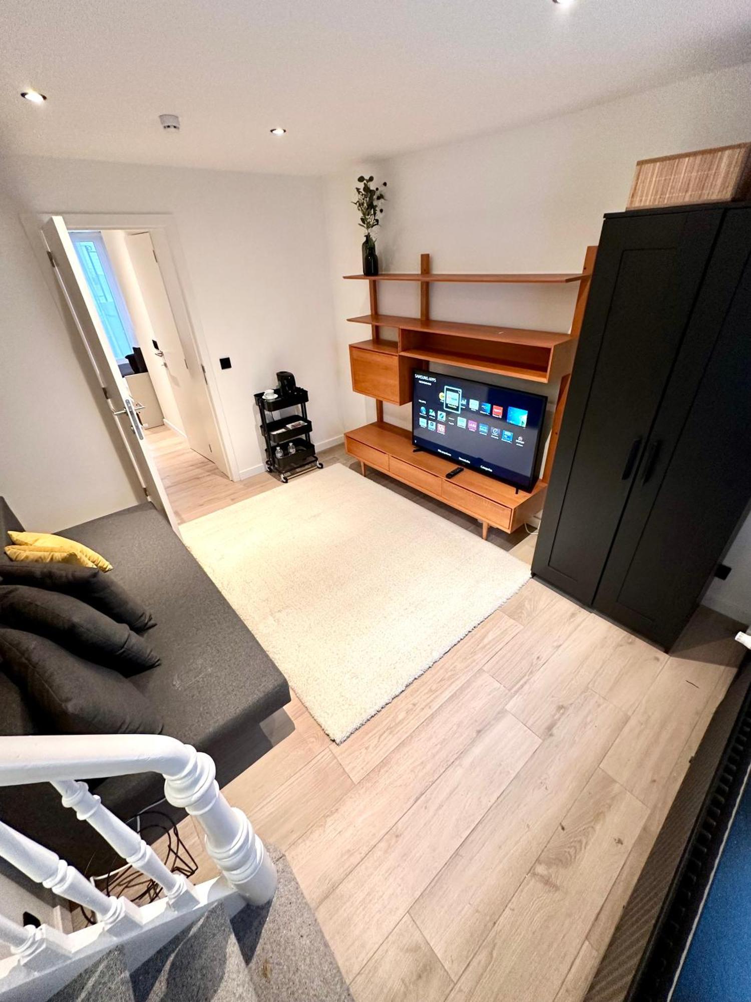My Haus European Commision Bed & Breakfast บรัสเซลส์ ภายนอก รูปภาพ