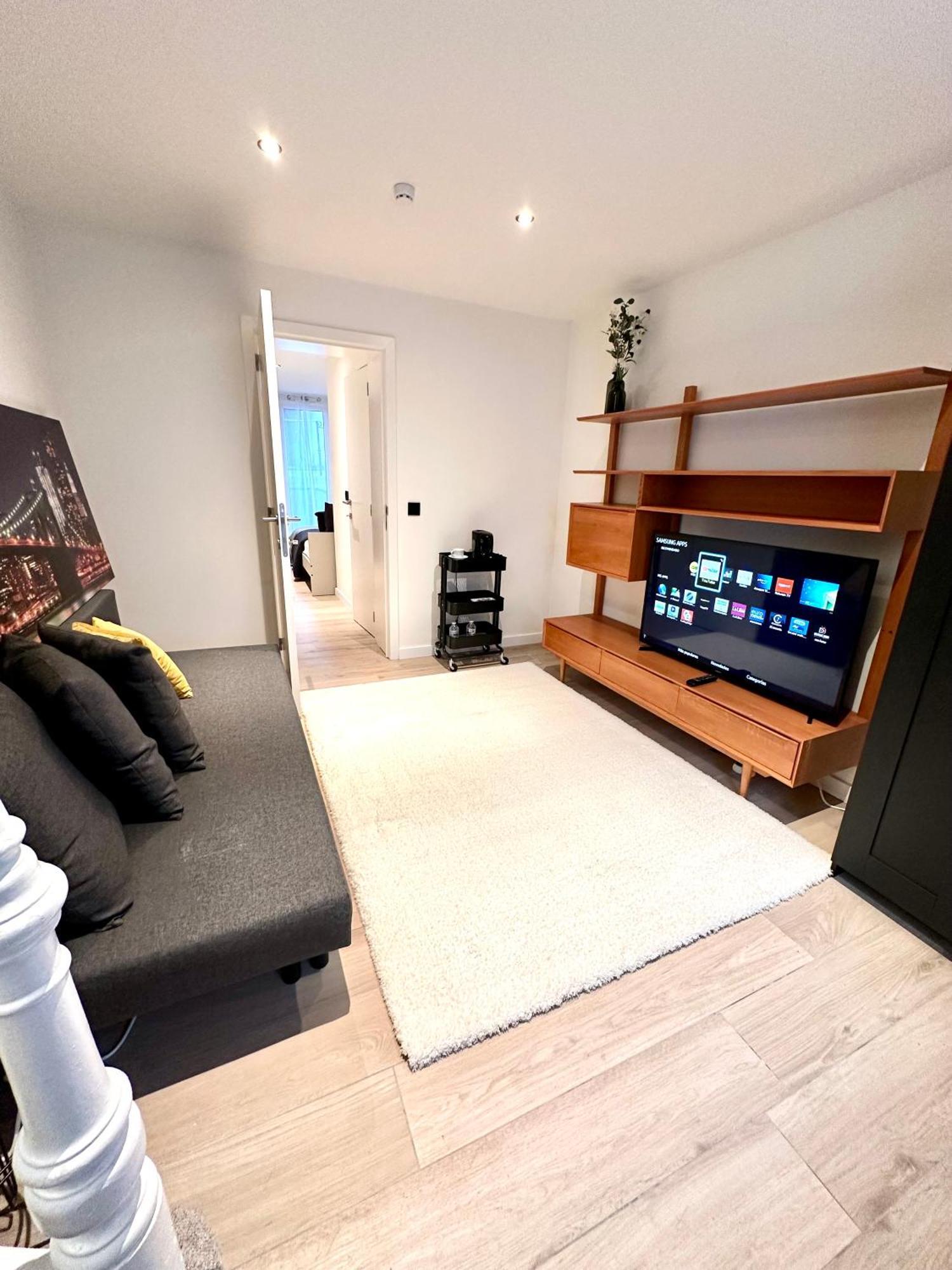 My Haus European Commision Bed & Breakfast บรัสเซลส์ ภายนอก รูปภาพ