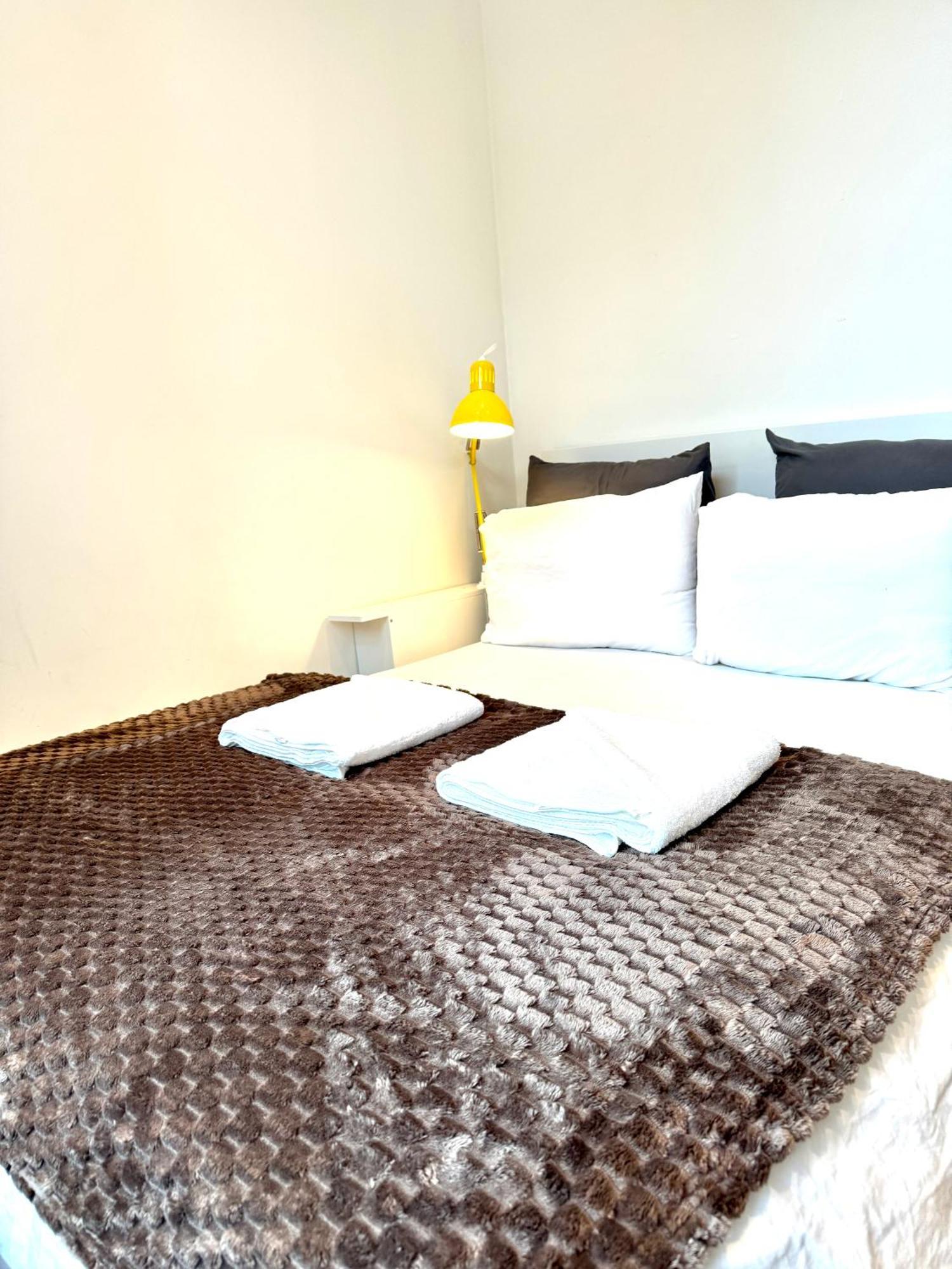 My Haus European Commision Bed & Breakfast บรัสเซลส์ ภายนอก รูปภาพ